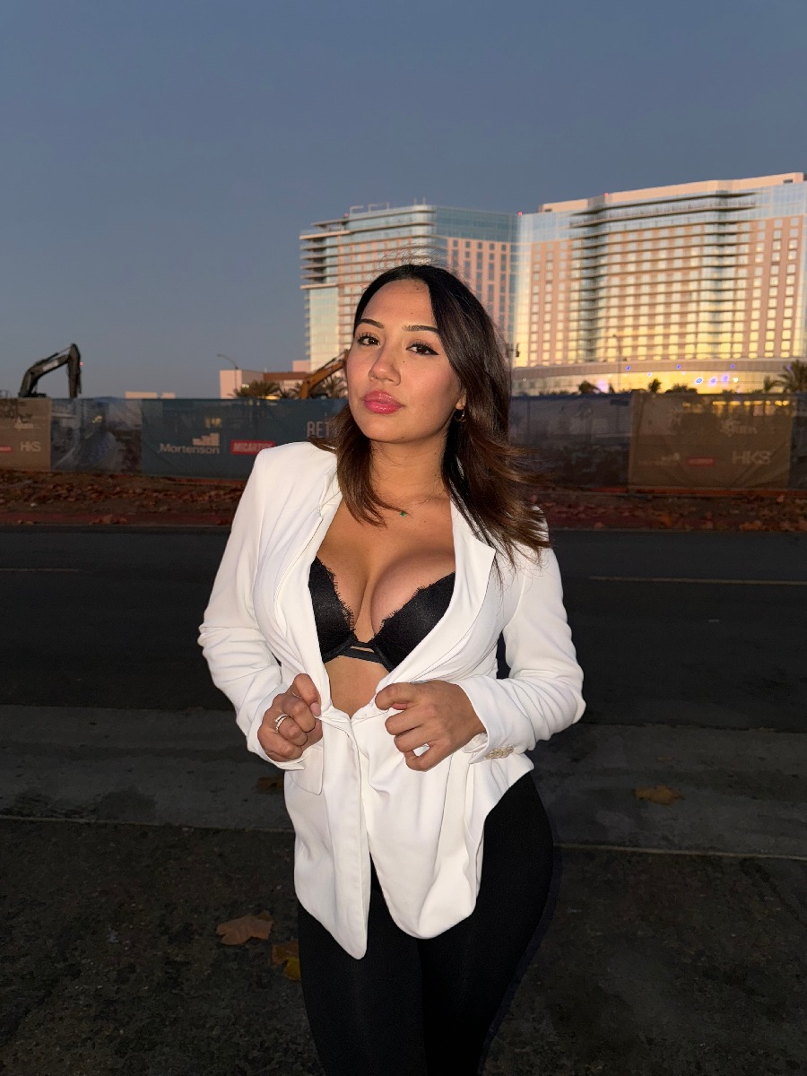 Take a pause and enjoy Ali Cruz — streaming from Maseru