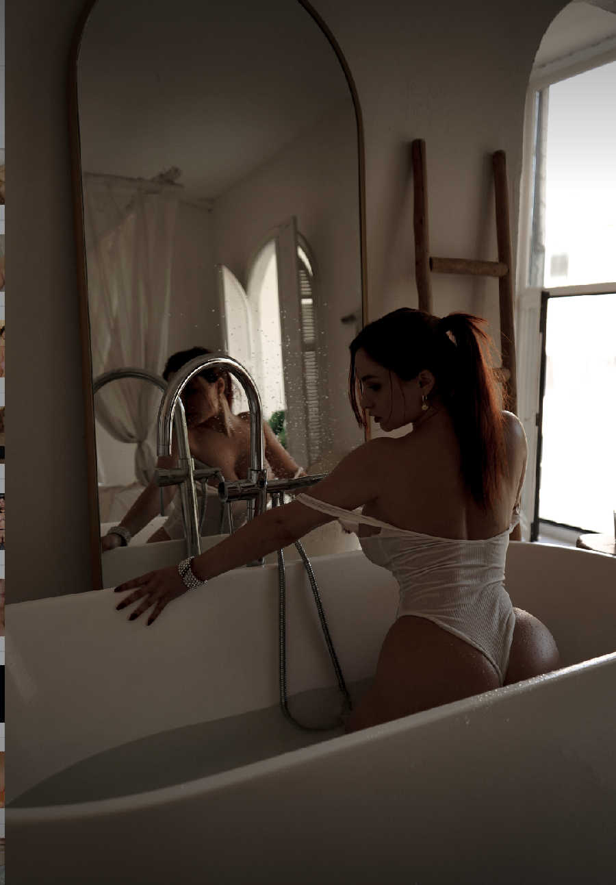 A playful frame from Miranda Faith nude — online in Maseru