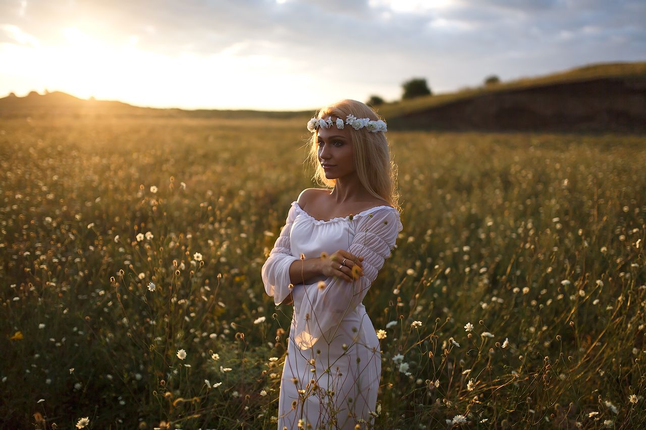 Girls in Slavic costumes in Maseru