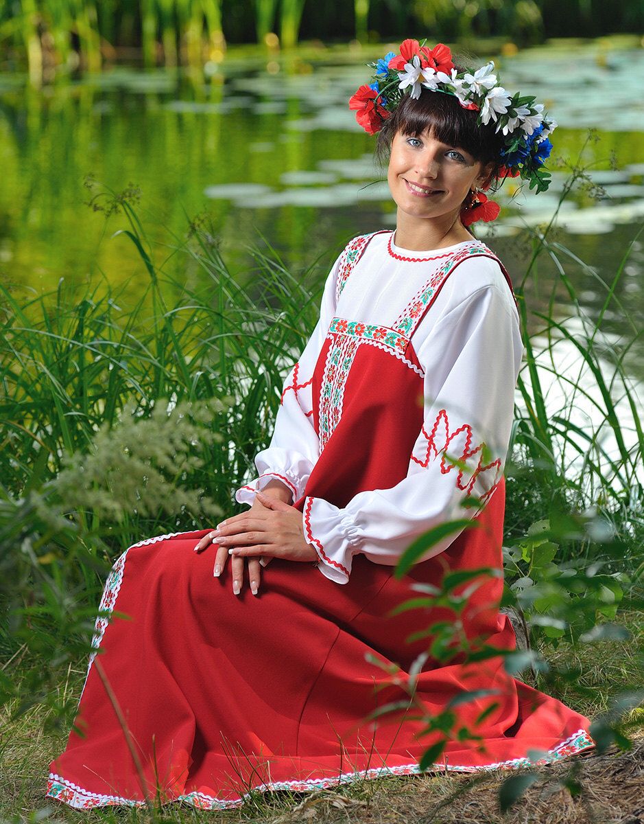 Beautiful girl Girls in Slavic costumes in Maseru