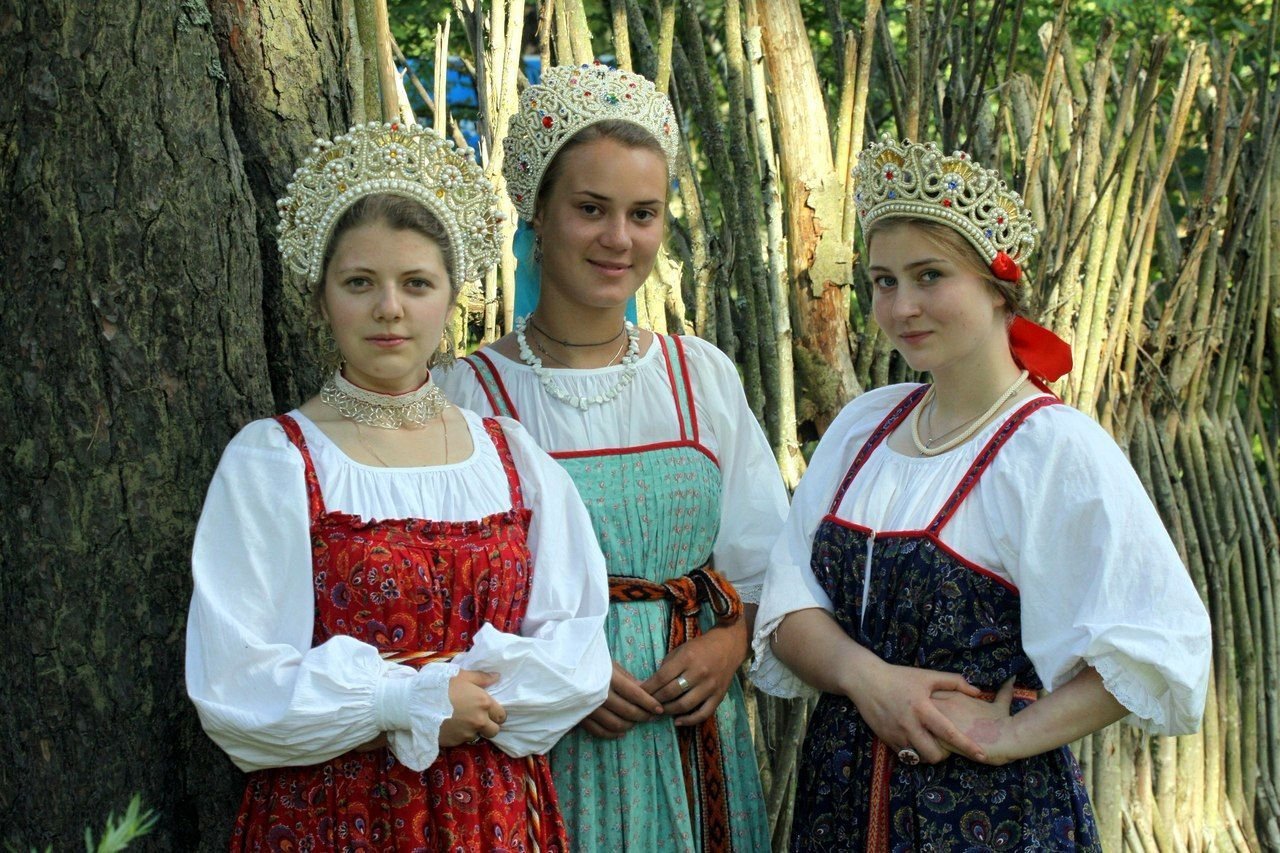 Sexy model Girls in Slavic costumes in Maseru