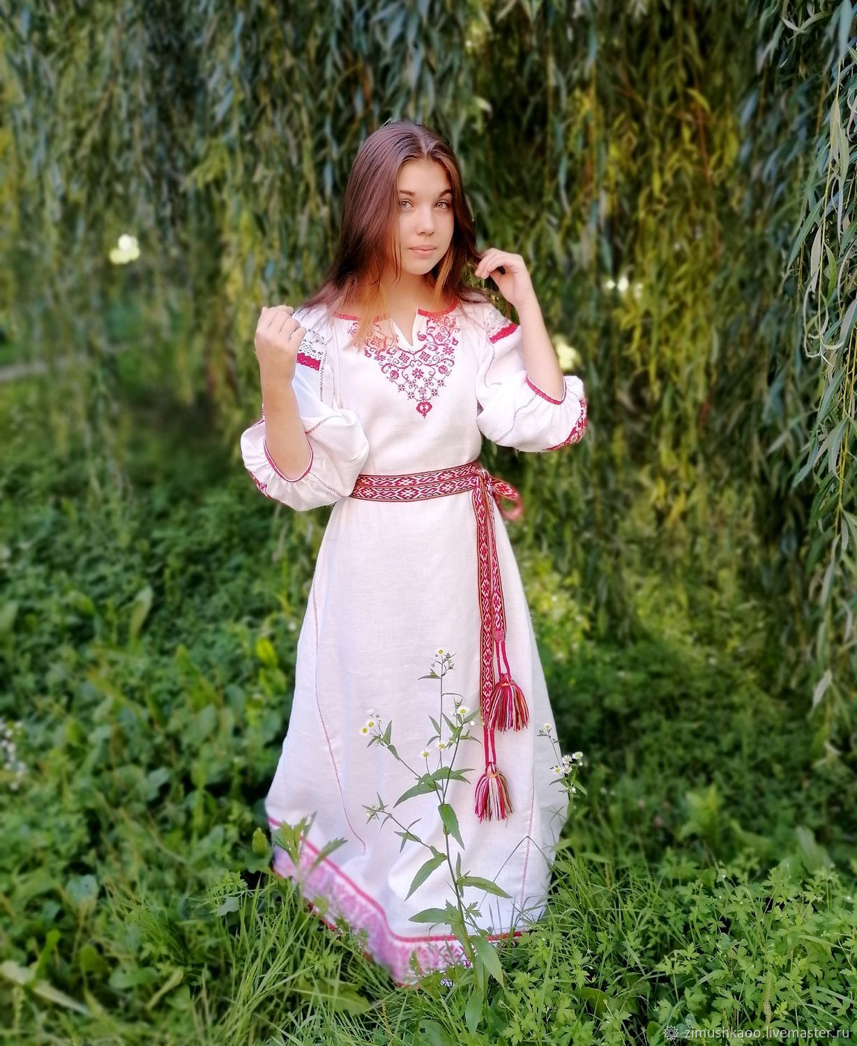 Girl Girls in Slavic costumes in Maseru